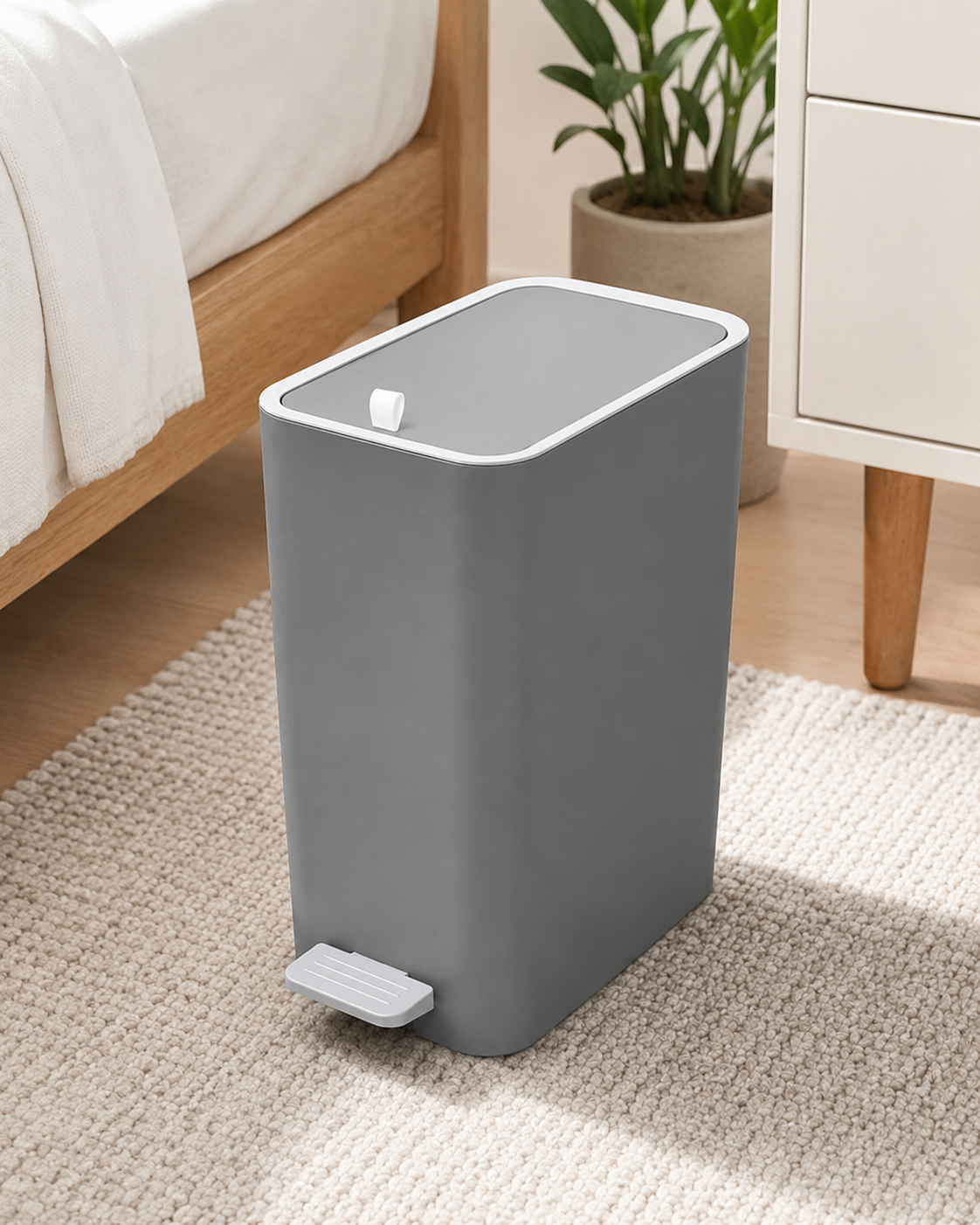 Trash Can with Lid & Foot Pedal-8L