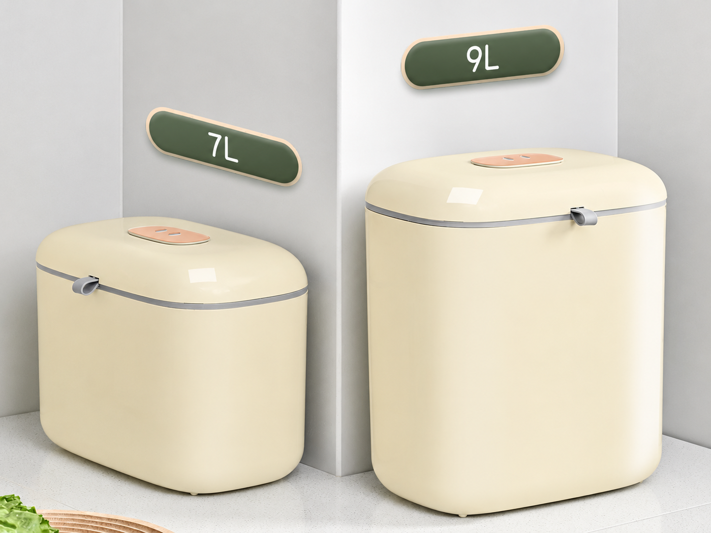 Kitchen Trash Can with Lid