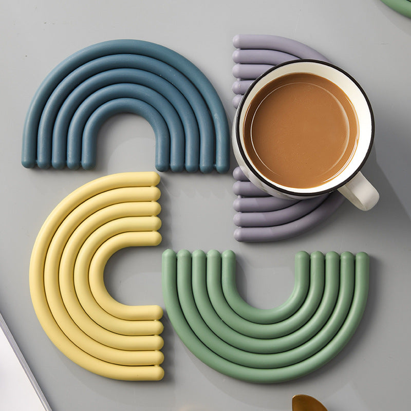 U-Shaped Heat Resistant Trivet Mat | Foldable & Non-Slip Table Protector