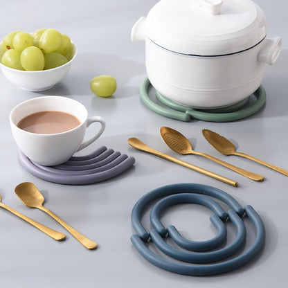 U-Shaped Heat Resistant Trivet Mat | Foldable & Non-Slip Table Protector